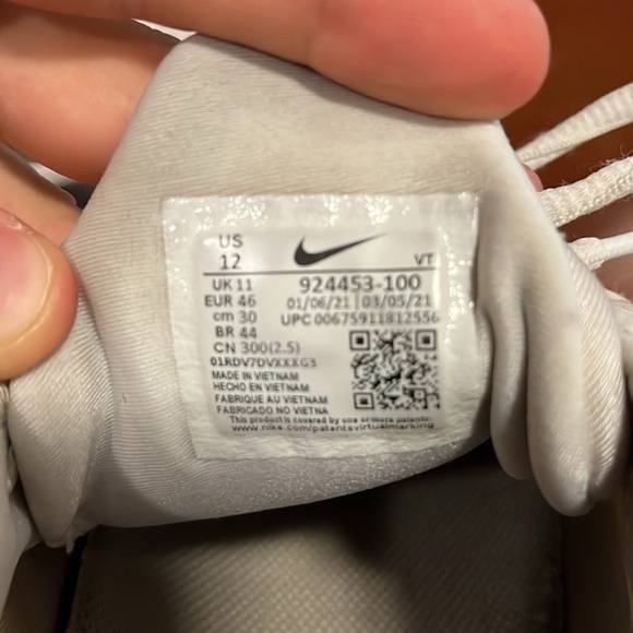 Nike Air VaporMax Plus - Picture 4 of 5